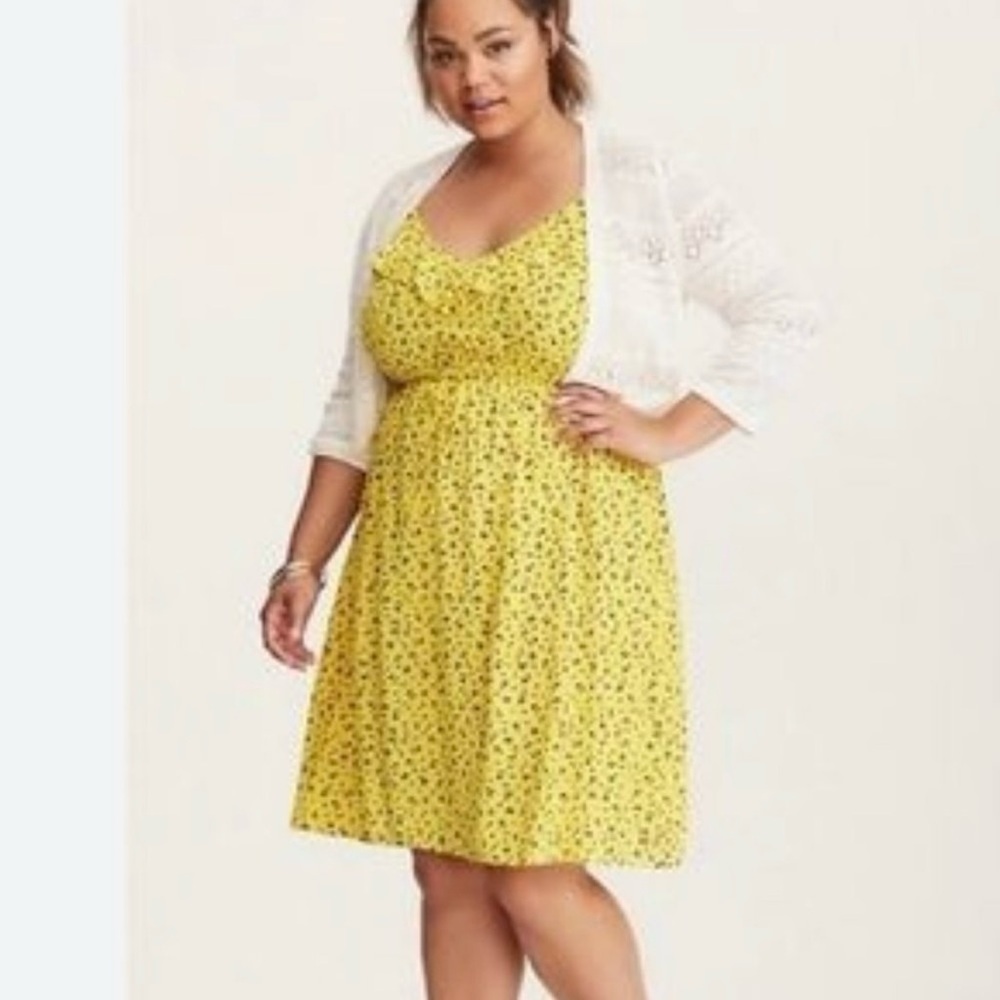 Torrid Mustard Yellow Floral Challis Ruffle V Neck Sleeveless Dress Size 1X - Picture 2 of 10